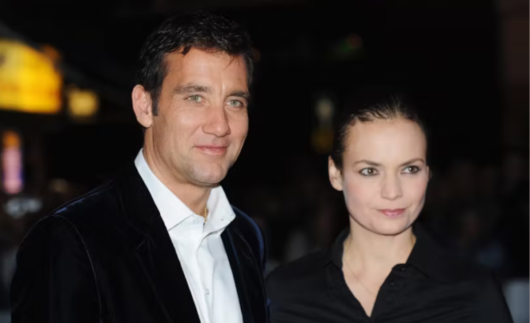 Sarah-jane Fenton: Biography, Wiki, Early Life, Family, Career, Relationship, And More