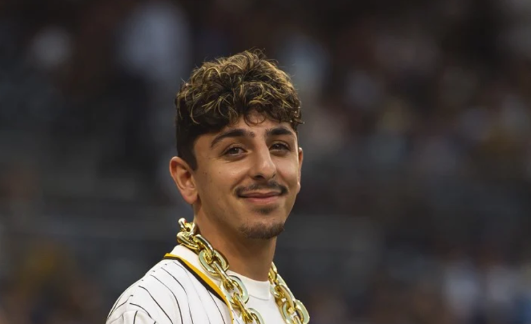 Net Worth Of Faze Rug: Bio/Wiki, Age, Early Life, Family, Career, Personal Life, And More